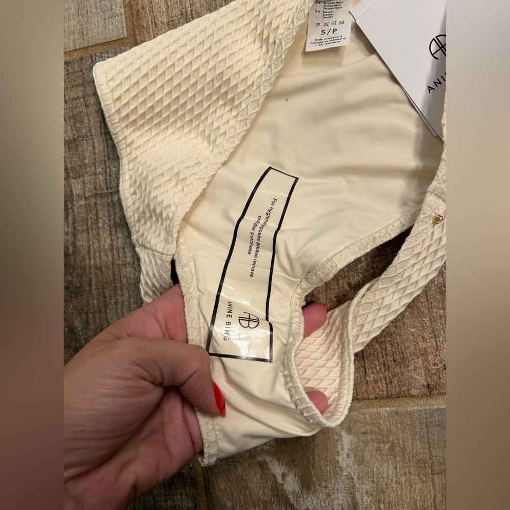 🆕🆕 NWT Anine Bing Bikini Set- XS Top and S Bottoms - Picture 8 of 13